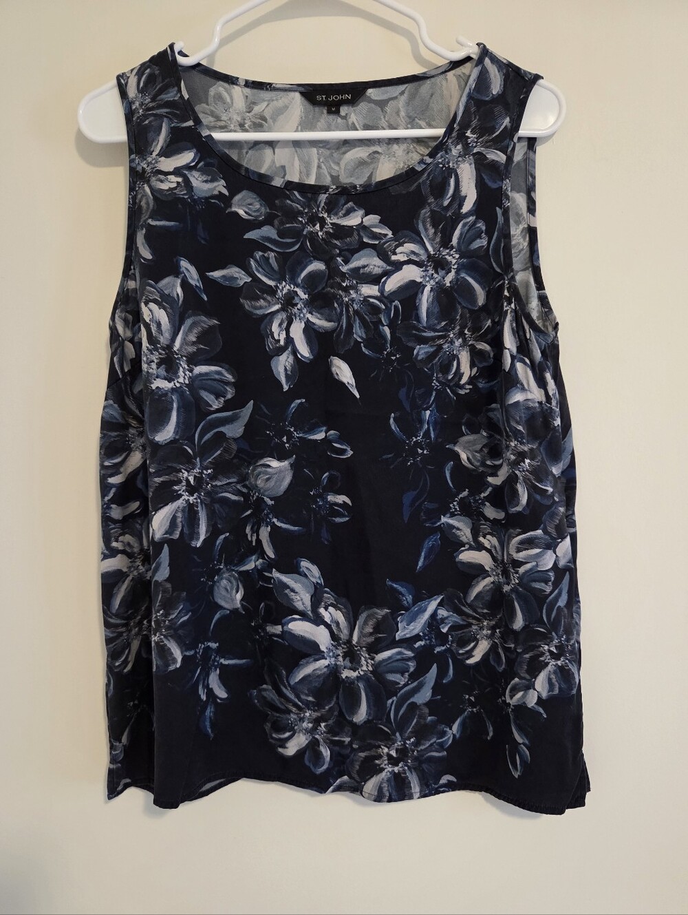 St. John Sleeveless Floral Silk Blend Blouse